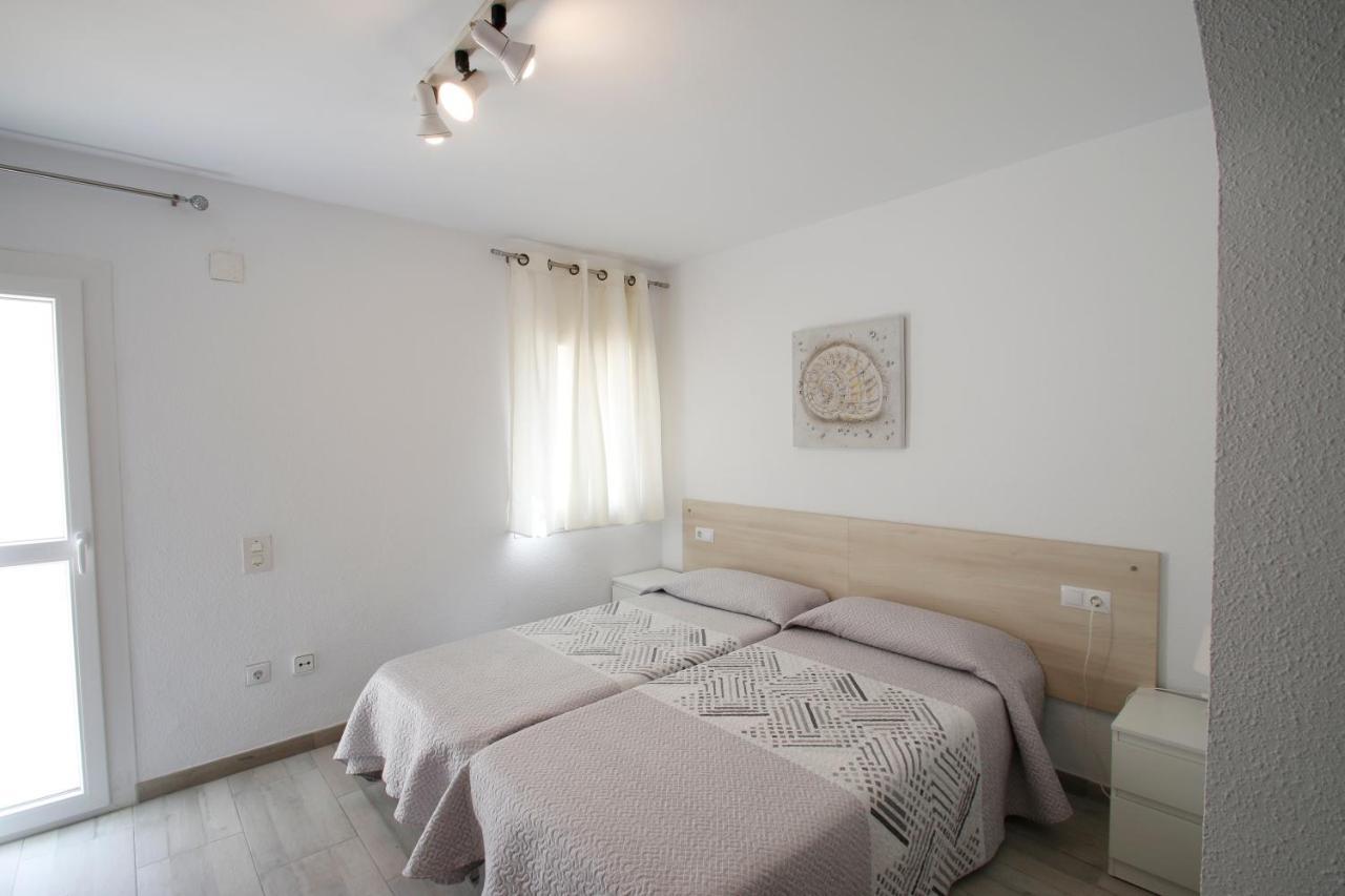 Villa Gladiols Cambrils Buitenkant foto